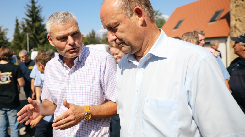 Hartmut Handschak im Gespräch mit Holger Stahlknecht