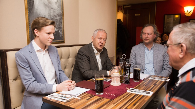 Erfahrung trifft Zukunft