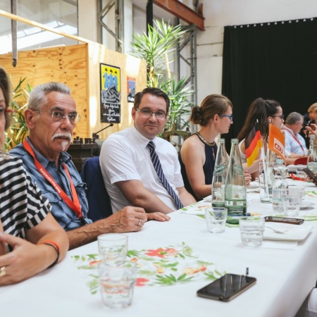 Größeres Bild ansehen