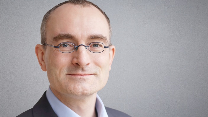 Dr. Christian Raschke