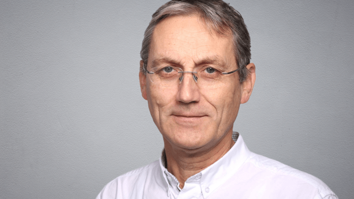Dr. Friedrich Weidt